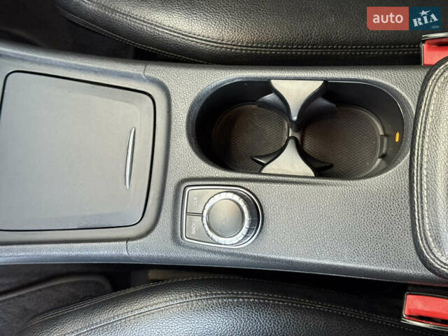Черный Мерседес ЦЛА-класс, объемом двигателя 1.99 л и пробегом 195 тыс. км за 12499 $, фото 51 на Automoto.ua