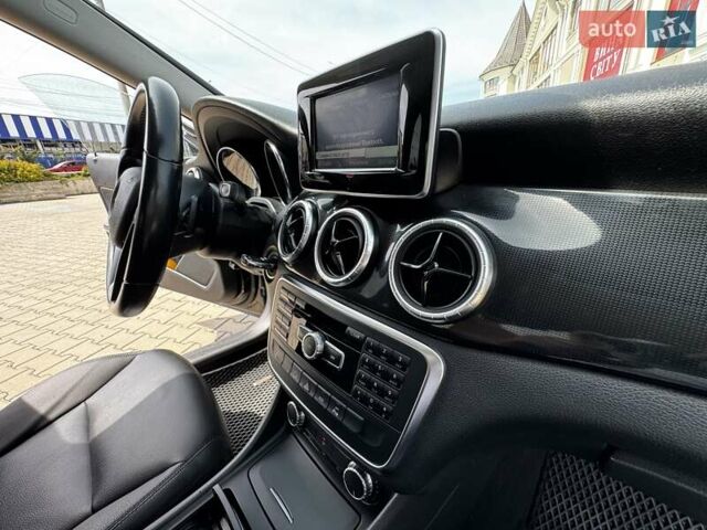 Мерседес ЦЛА-класс 2014 в Черновцах на Automoto.ua Черный Мерседес ЦЛА-класс, объемом двигателя 1.46 л и пробегом 202 тыс. км за 15500 $, фото 30 на Automoto.ua