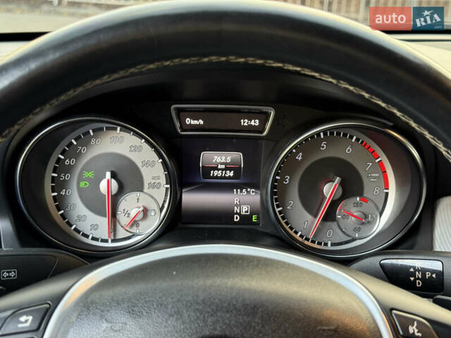 Черный Мерседес ЦЛА-класс, объемом двигателя 1.99 л и пробегом 195 тыс. км за 12499 $, фото 40 на Automoto.ua
