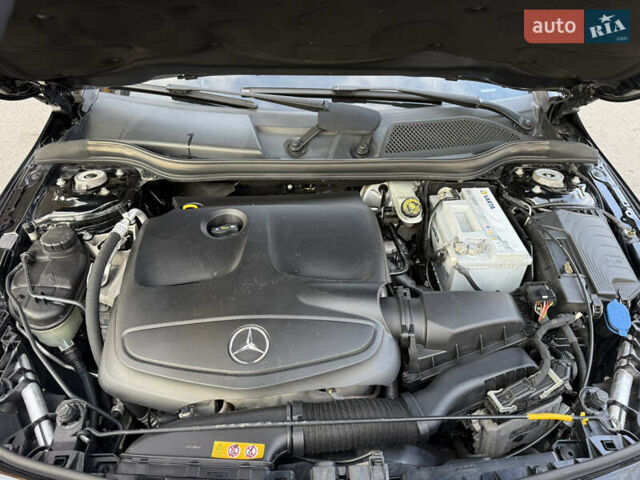 Черный Мерседес ЦЛА-класс, объемом двигателя 1.99 л и пробегом 195 тыс. км за 12499 $, фото 10 на Automoto.ua