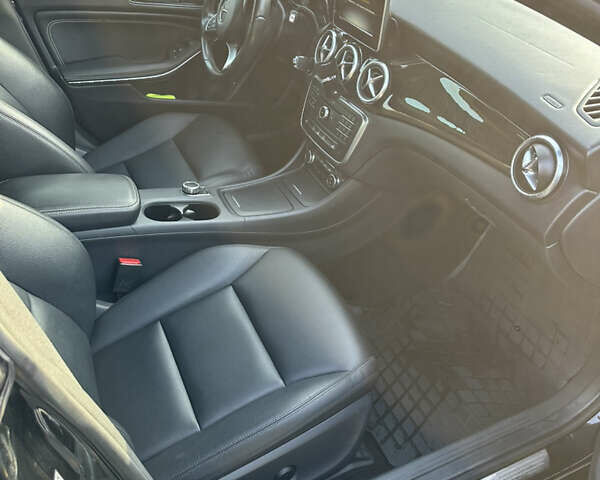 Чорний Мерседес ЦЛА-клас, об'ємом двигуна 1.99 л та пробігом 197 тис. км за 13900 $, фото 23 на Automoto.ua