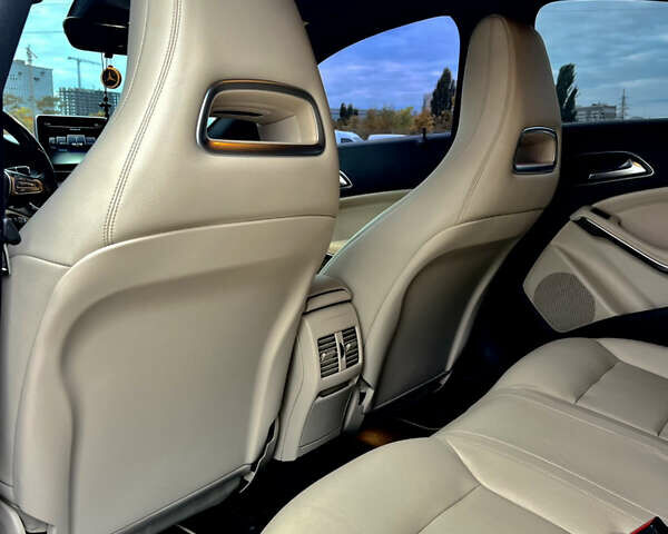 Черный Мерседес ЦЛА-класс, объемом двигателя 2 л и пробегом 150 тыс. км за 15900 $, фото 25 на Automoto.ua