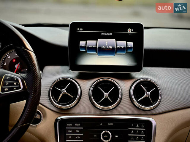 Черный Мерседес ЦЛА-класс, объемом двигателя 2 л и пробегом 150 тыс. км за 15900 $, фото 51 на Automoto.ua