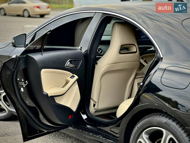 Черный Мерседес ЦЛА-класс, объемом двигателя 2 л и пробегом 150 тыс. км за 15900 $, фото 23 на Automoto.ua