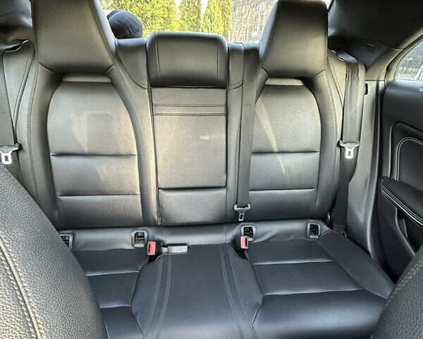 Чорний Мерседес ЦЛА-клас, об'ємом двигуна 1.99 л та пробігом 197 тис. км за 13900 $, фото 28 на Automoto.ua