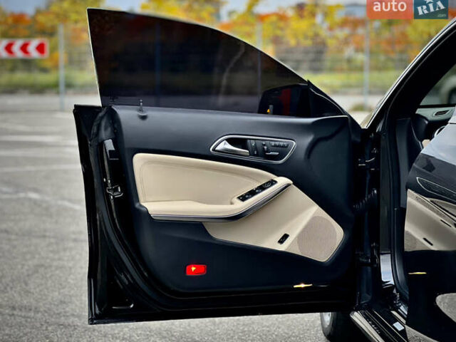 Черный Мерседес ЦЛА-класс, объемом двигателя 2 л и пробегом 150 тыс. км за 15900 $, фото 35 на Automoto.ua