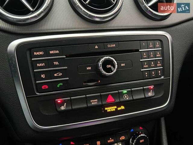 Черный Мерседес ЦЛА-класс, объемом двигателя 1.99 л и пробегом 85 тыс. км за 22990 $, фото 30 на Automoto.ua