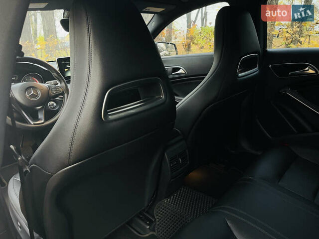 Черный Мерседес ЦЛА-класс, объемом двигателя 2 л и пробегом 163 тыс. км за 15200 $, фото 29 на Automoto.ua