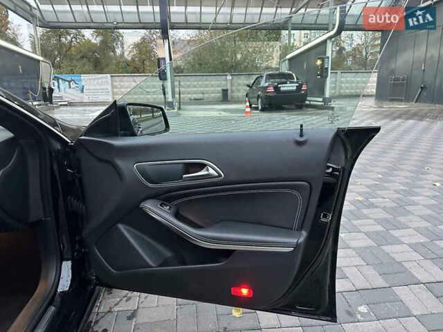 Черный Мерседес ЦЛА-класс, объемом двигателя 1.99 л и пробегом 370 тыс. км за 11500 $, фото 2 на Automoto.ua