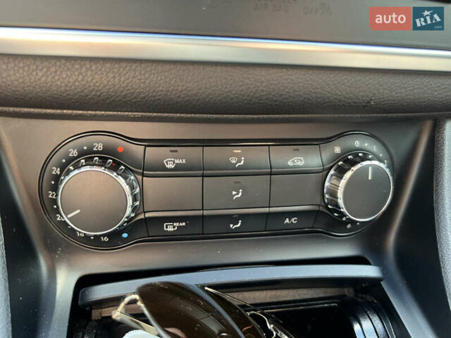 Чорний Мерседес ЦЛА-клас, об'ємом двигуна 1.6 л та пробігом 126 тис. км за 19500 $, фото 26 на Automoto.ua