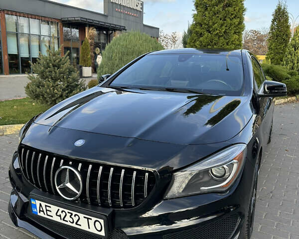 Чорний Мерседес ЦЛА-клас, об'ємом двигуна 1.99 л та пробігом 197 тис. км за 13900 $, фото 4 на Automoto.ua