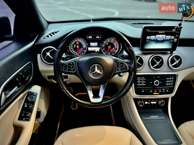 Черный Мерседес ЦЛА-класс, объемом двигателя 2 л и пробегом 150 тыс. км за 15900 $, фото 47 на Automoto.ua