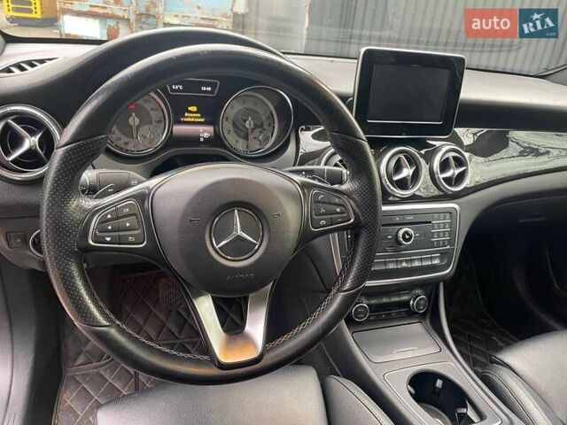 Черный Мерседес ЦЛА-класс, объемом двигателя 2 л и пробегом 198 тыс. км за 15990 $, фото 18 на Automoto.ua