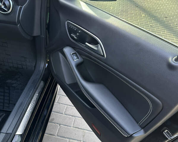 Чорний Мерседес ЦЛА-клас, об'ємом двигуна 1.99 л та пробігом 197 тис. км за 13900 $, фото 21 на Automoto.ua