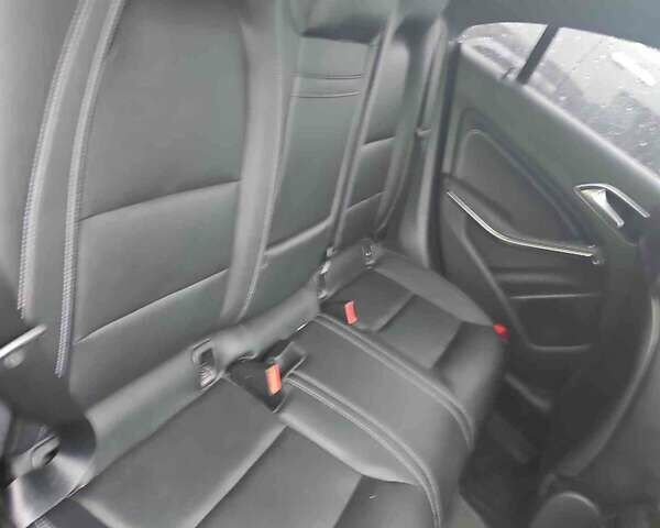 Черный Мерседес ЦЛА-класс, объемом двигателя 1.99 л и пробегом 96 тыс. км за 12500 $, фото 14 на Automoto.ua