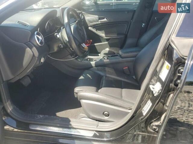 Черный Мерседес ЦЛА-класс, объемом двигателя 2 л и пробегом 90 тыс. км за 3000 $, фото 6 на Automoto.ua