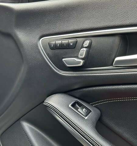 Черный Мерседес ЦЛА-класс, объемом двигателя 1.99 л и пробегом 124 тыс. км за 17500 $, фото 29 на Automoto.ua