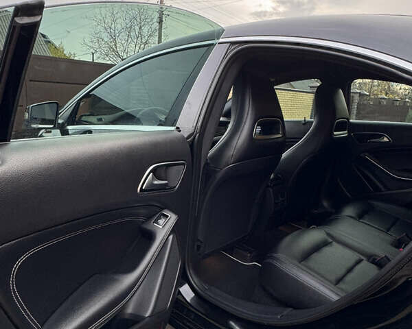 Черный Мерседес ЦЛА-класс, объемом двигателя 1.99 л и пробегом 148 тыс. км за 15500 $, фото 10 на Automoto.ua