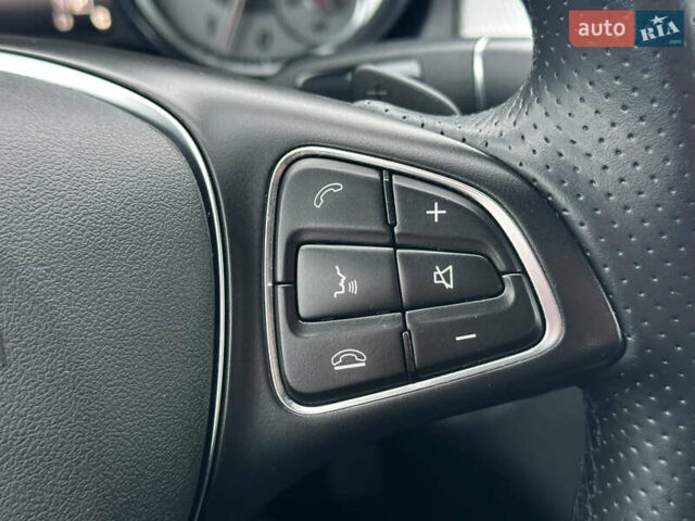 Чорний Мерседес ЦЛА-клас, об'ємом двигуна 2 л та пробігом 155 тис. км за 18490 $, фото 57 на Automoto.ua