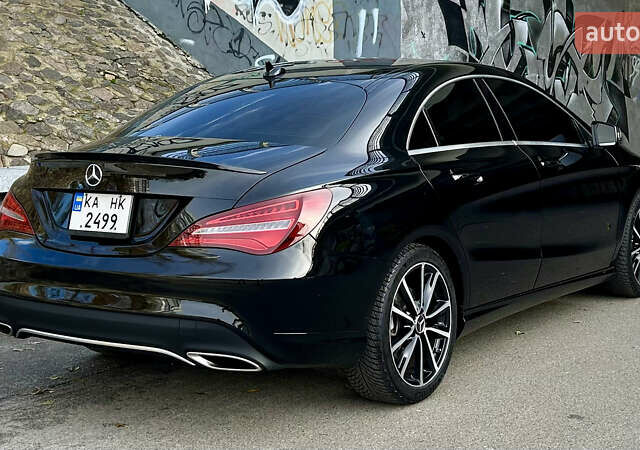 Чорний Мерседес ЦЛА-клас, об'ємом двигуна 1.99 л та пробігом 127 тис. км за 18500 $, фото 10 на Automoto.ua