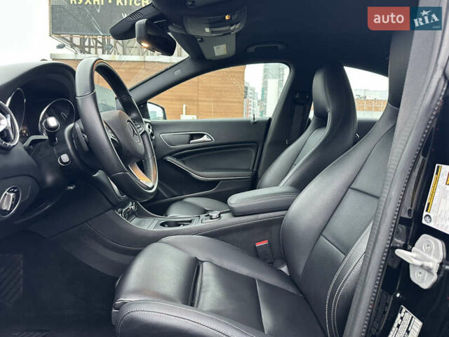 Чорний Мерседес ЦЛА-клас, об'ємом двигуна 2 л та пробігом 155 тис. км за 18490 $, фото 31 на Automoto.ua