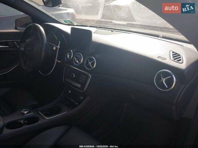 Черный Мерседес ЦЛА-класс, объемом двигателя 1.99 л и пробегом 96 тыс. км за 12500 $, фото 16 на Automoto.ua