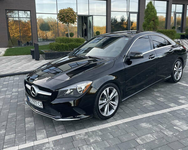 Черный Мерседес ЦЛА-класс, объемом двигателя 1.99 л и пробегом 104 тыс. км за 18500 $, фото 1 на Automoto.ua