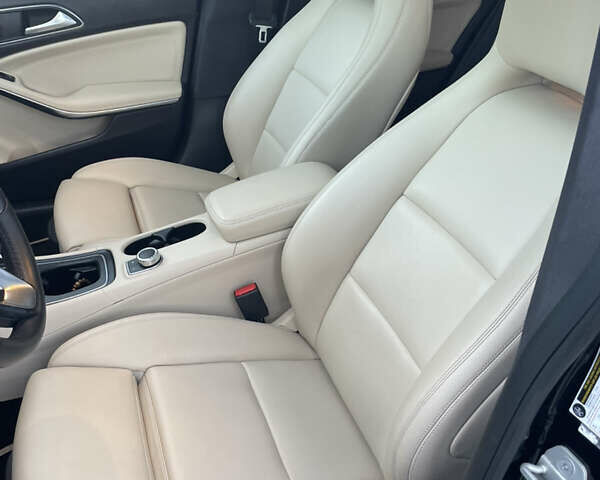 Черный Мерседес ЦЛА-класс, объемом двигателя 1.99 л и пробегом 104 тыс. км за 18500 $, фото 15 на Automoto.ua