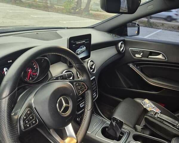 Черный Мерседес ЦЛА-класс, объемом двигателя 1.99 л и пробегом 135 тыс. км за 16700 $, фото 13 на Automoto.ua