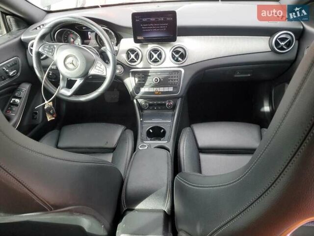 Черный Мерседес ЦЛА-класс, объемом двигателя 1.99 л и пробегом 96 тыс. км за 3000 $, фото 6 на Automoto.ua
