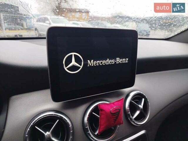 Черный Мерседес ЦЛА-класс, объемом двигателя 2 л и пробегом 158 тыс. км за 17500 $, фото 12 на Automoto.ua