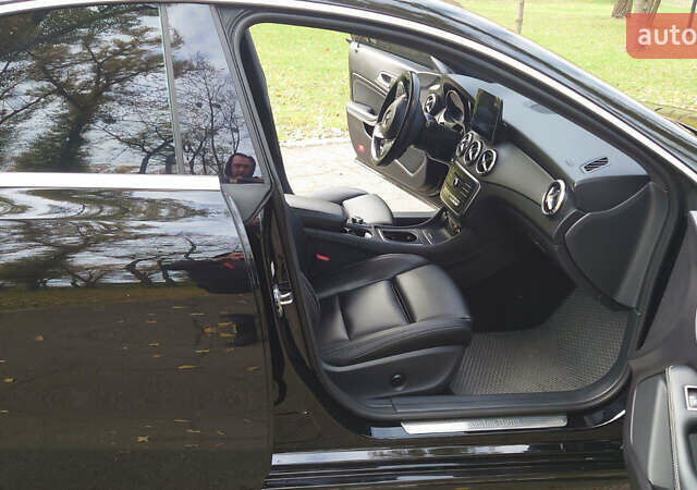 Черный Мерседес ЦЛА-класс, объемом двигателя 1.99 л и пробегом 123 тыс. км за 20000 $, фото 10 на Automoto.ua