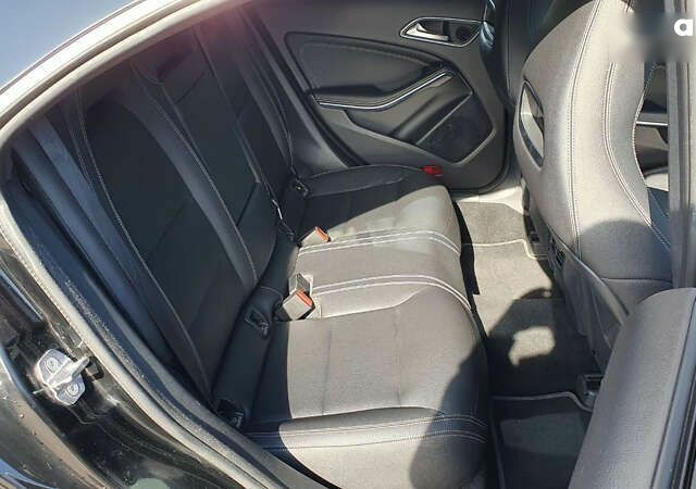 Чорний Мерседес ЦЛА-клас, об'ємом двигуна 2 л та пробігом 157 тис. км за 22700 $, фото 11 на Automoto.ua