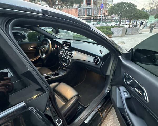 Черный Мерседес ЦЛА-класс, объемом двигателя 1.99 л и пробегом 106 тыс. км за 17000 $, фото 9 на Automoto.ua