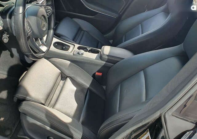 Чорний Мерседес ЦЛА-клас, об'ємом двигуна 2 л та пробігом 157 тис. км за 22700 $, фото 8 на Automoto.ua