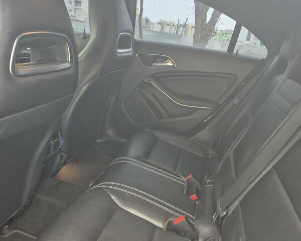 Черный Мерседес ЦЛА-класс, объемом двигателя 1.99 л и пробегом 135 тыс. км за 16700 $, фото 14 на Automoto.ua