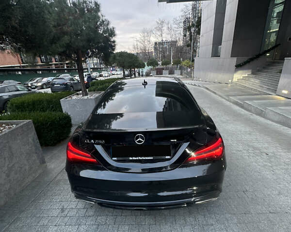 Черный Мерседес ЦЛА-класс, объемом двигателя 1.99 л и пробегом 106 тыс. км за 17000 $, фото 10 на Automoto.ua