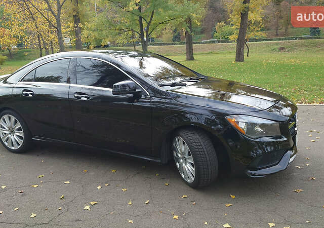 Черный Мерседес ЦЛА-класс, объемом двигателя 1.99 л и пробегом 123 тыс. км за 20000 $, фото 5 на Automoto.ua