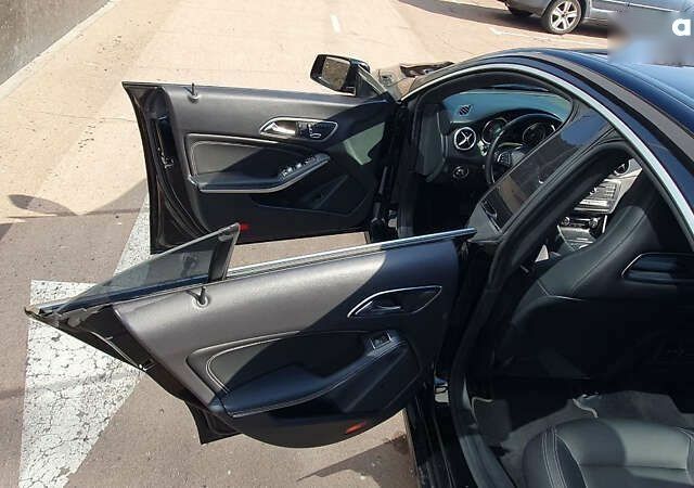 Чорний Мерседес ЦЛА-клас, об'ємом двигуна 2 л та пробігом 157 тис. км за 22700 $, фото 17 на Automoto.ua