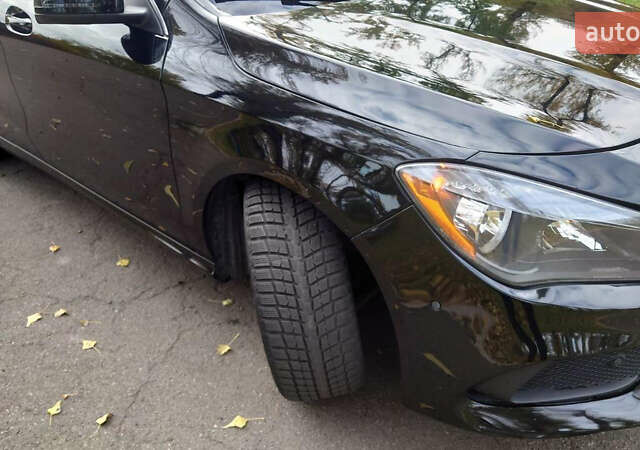 Черный Мерседес ЦЛА-класс, объемом двигателя 1.99 л и пробегом 123 тыс. км за 20000 $, фото 16 на Automoto.ua