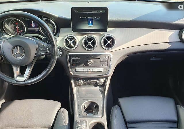 Чорний Мерседес ЦЛА-клас, об'ємом двигуна 2 л та пробігом 157 тис. км за 22700 $, фото 15 на Automoto.ua