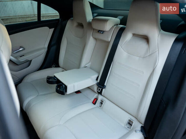 Черный Мерседес ЦЛА-класс, объемом двигателя 1.99 л и пробегом 55 тыс. км за 27700 $, фото 50 на Automoto.ua