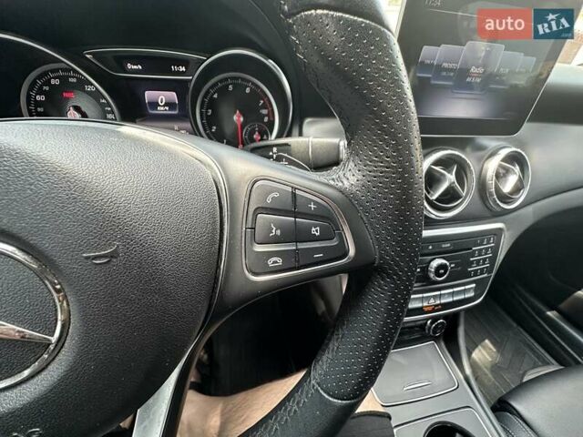 Черный Мерседес ЦЛА-класс, объемом двигателя 1.99 л и пробегом 127 тыс. км за 20500 $, фото 19 на Automoto.ua