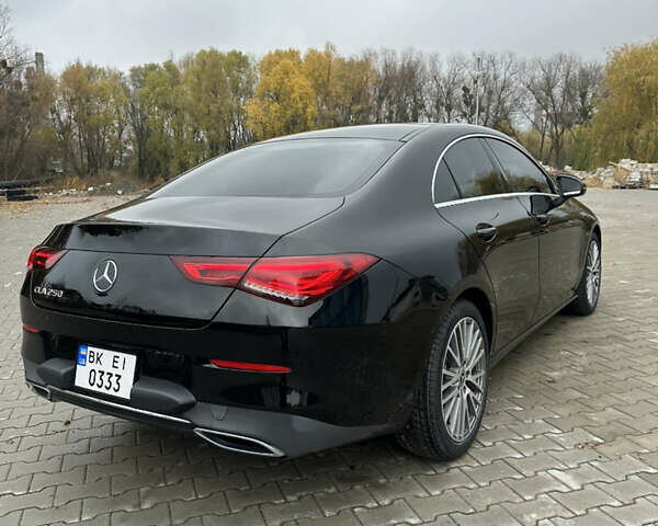 Чорний Мерседес ЦЛА-клас, об'ємом двигуна 1.99 л та пробігом 123 тис. км за 26990 $, фото 5 на Automoto.ua