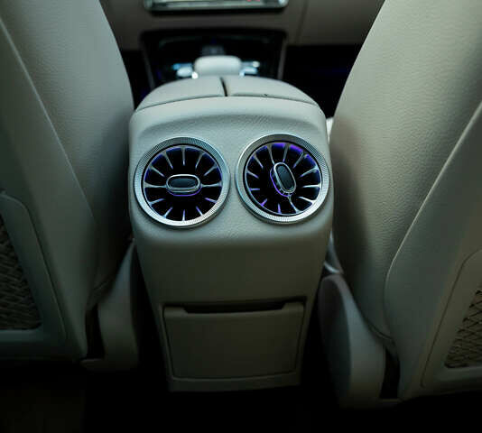 Черный Мерседес ЦЛА-класс, объемом двигателя 1.99 л и пробегом 55 тыс. км за 27700 $, фото 51 на Automoto.ua