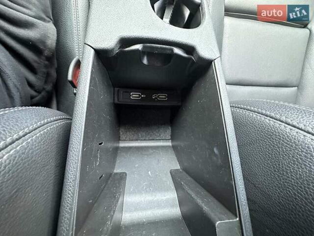 Черный Мерседес ЦЛА-класс, объемом двигателя 1.99 л и пробегом 127 тыс. км за 20500 $, фото 25 на Automoto.ua