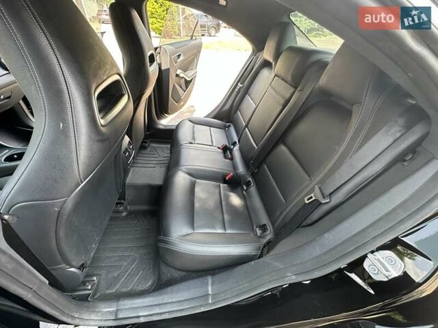 Черный Мерседес ЦЛА-класс, объемом двигателя 1.99 л и пробегом 127 тыс. км за 20500 $, фото 45 на Automoto.ua