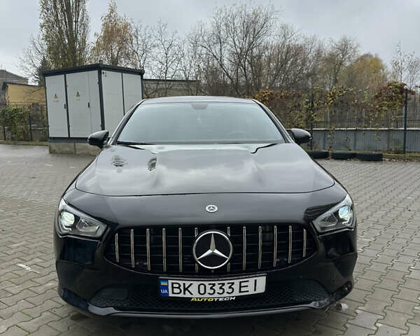 Чорний Мерседес ЦЛА-клас, об'ємом двигуна 1.99 л та пробігом 123 тис. км за 26990 $, фото 1 на Automoto.ua