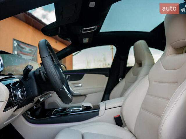 Черный Мерседес ЦЛА-класс, объемом двигателя 1.99 л и пробегом 55 тыс. км за 27700 $, фото 52 на Automoto.ua