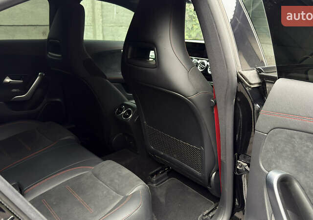 Черный Мерседес ЦЛА-класс, объемом двигателя 1.99 л и пробегом 22 тыс. км за 54000 $, фото 57 на Automoto.ua